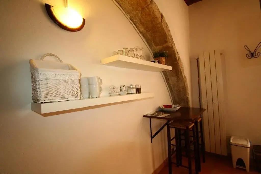 Sotto Il Castello