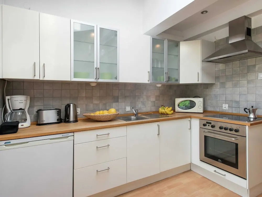 Modern and Cosy Apartment Near Krakow's Old Town