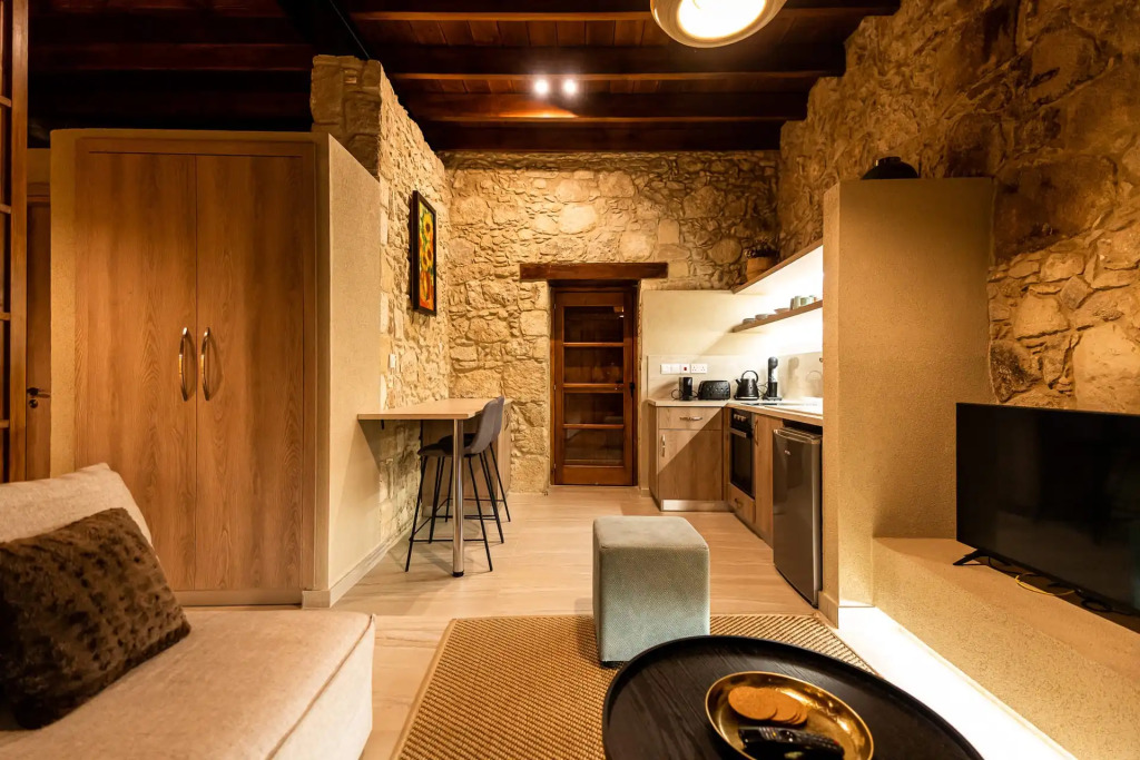 Harma Traditional Boutique Suites