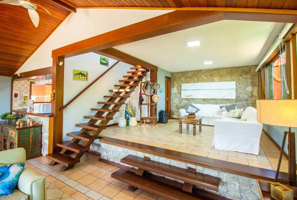 Casa Completa, Cinco Quartos, Piscina e Churrasqueira em Geribá, Búzios/RJ Por Luxury Rentals