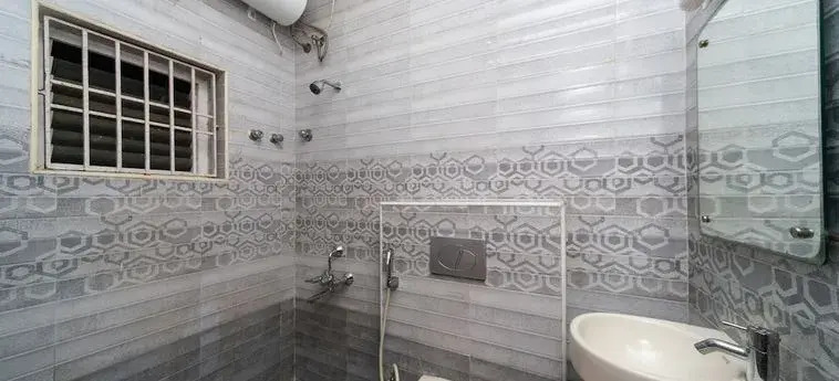 MM Residency By OYO Rooms