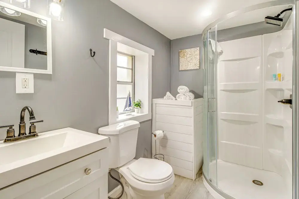 4 Mi to Savannah: Home w/ Gazebo & Seasonal Pool!