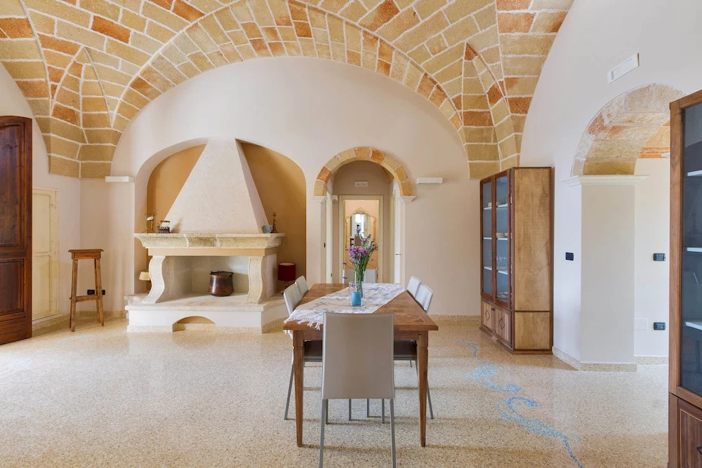 Villa Satis by Perle di Puglia