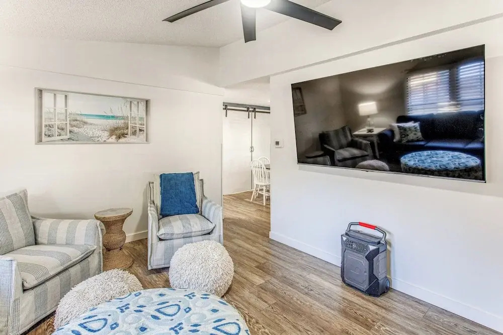 Walk to Beach! Dog-friendly Home in Murrells Inlet