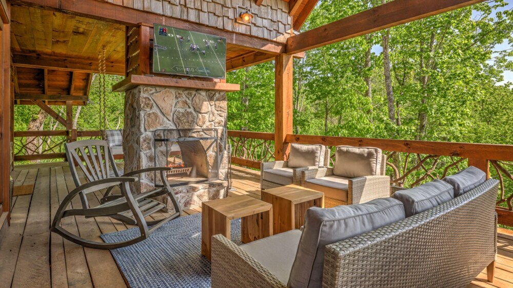 The Smokin' Buck Escape to Blue Ridge