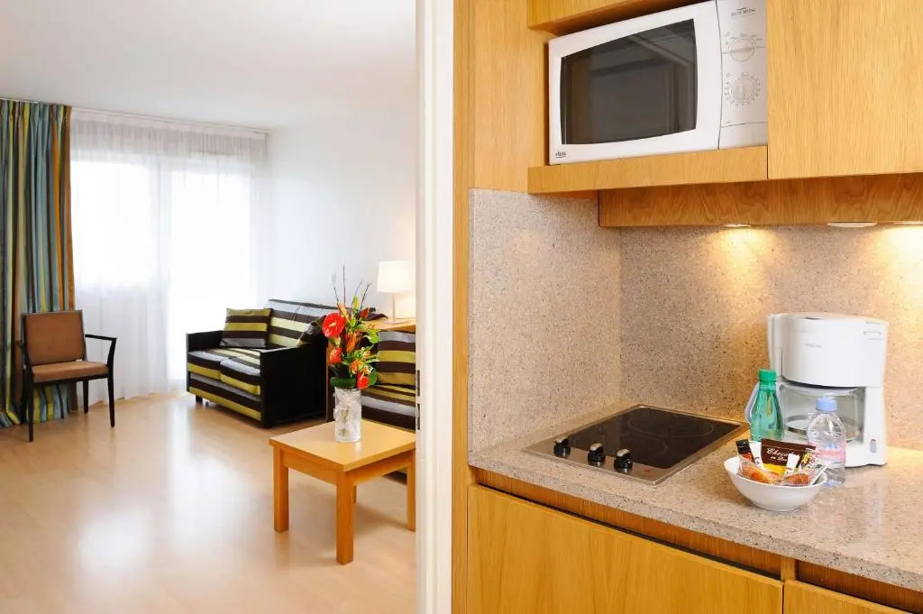 Residhome Apparthotel Paris Massy