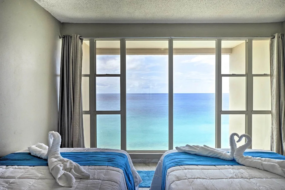 Rincon Penthouse: Steps to Private Beach Oasis!