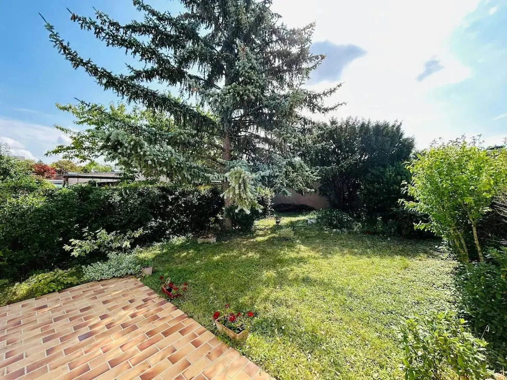 La Maison aux Oiseaux Jardin