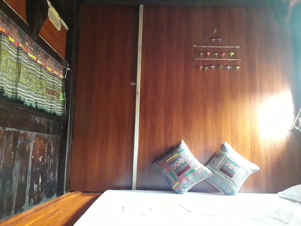 Surelee Homestay & Sapa Trekking Tours by Local Path