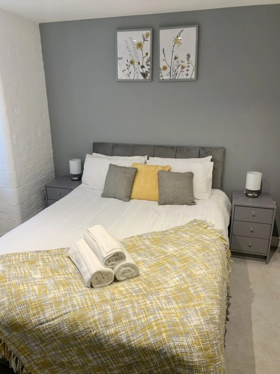 1-bed Apartment City Apartment in Bradford