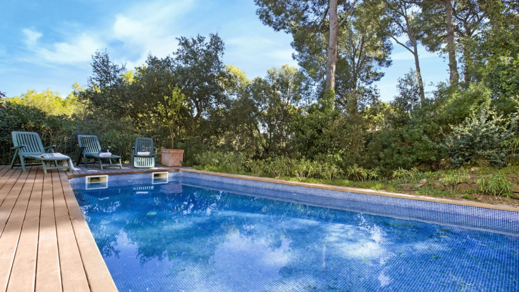 Ronda in Llafranc with 4 bedrooms and 2 bathrooms