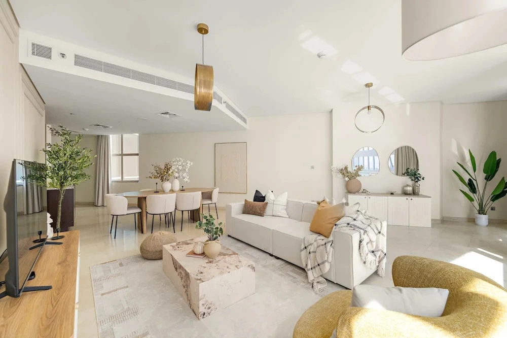 Silkhaus Cityscape 2BR in Difc Prime Location