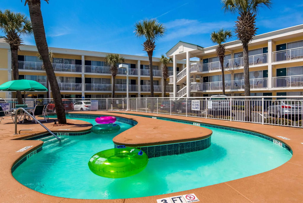 The Sandbar Hotel, Trademark Collection by Wyndham