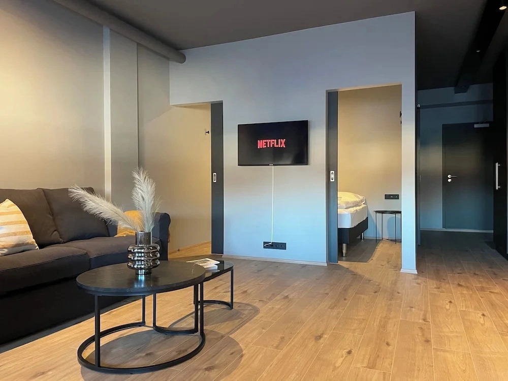 North Apartment 204