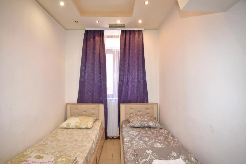 Apartment No 8, Abovyan Street