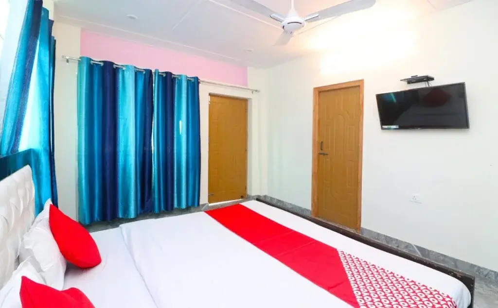 7 Mile Stone By OYO Rooms