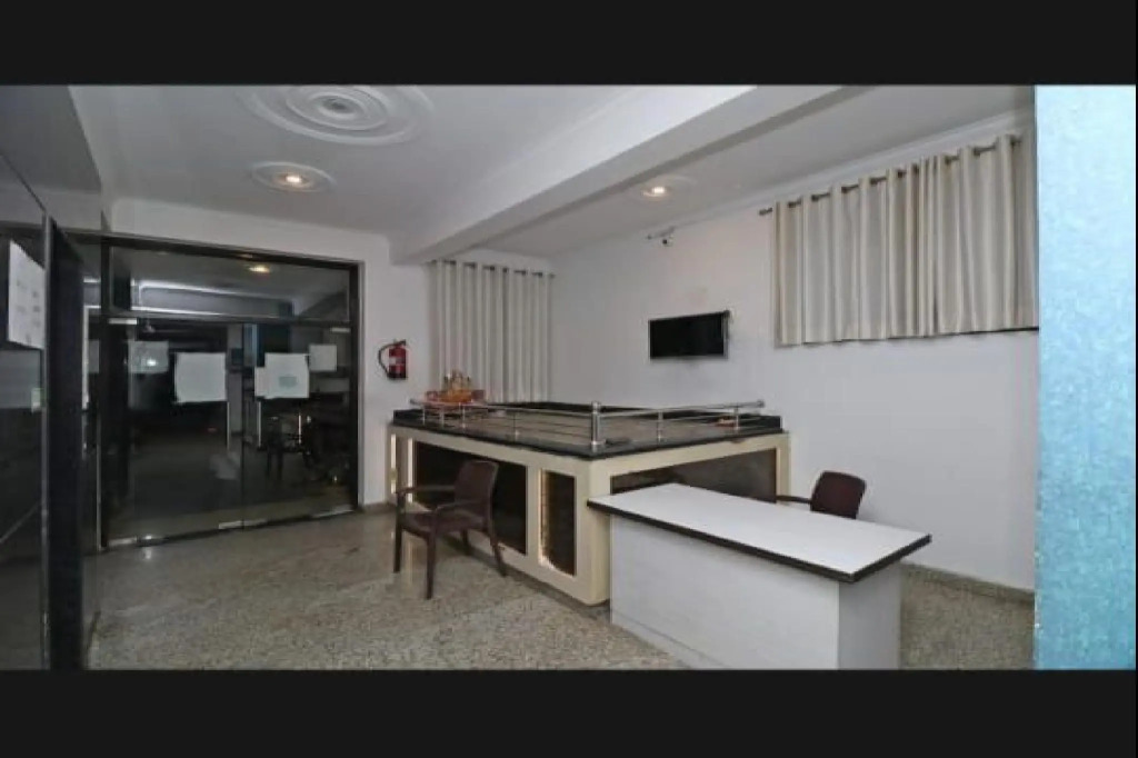 OYO 82544 Hotel Rajni Guest House