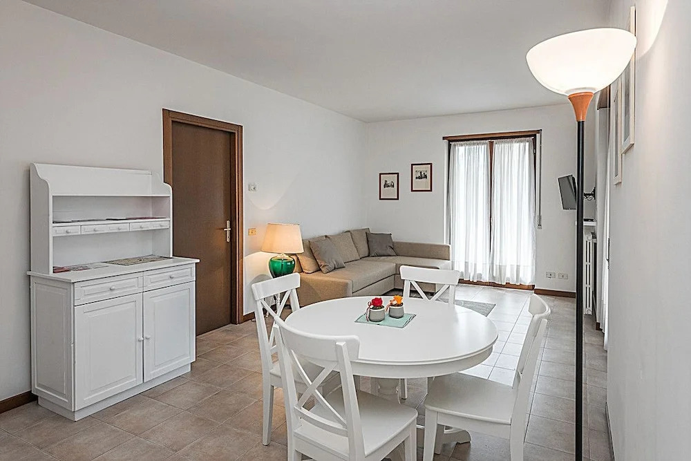 Flats4Rent Rita
