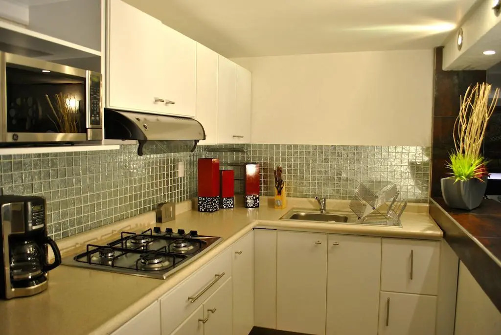 Business Suites SG