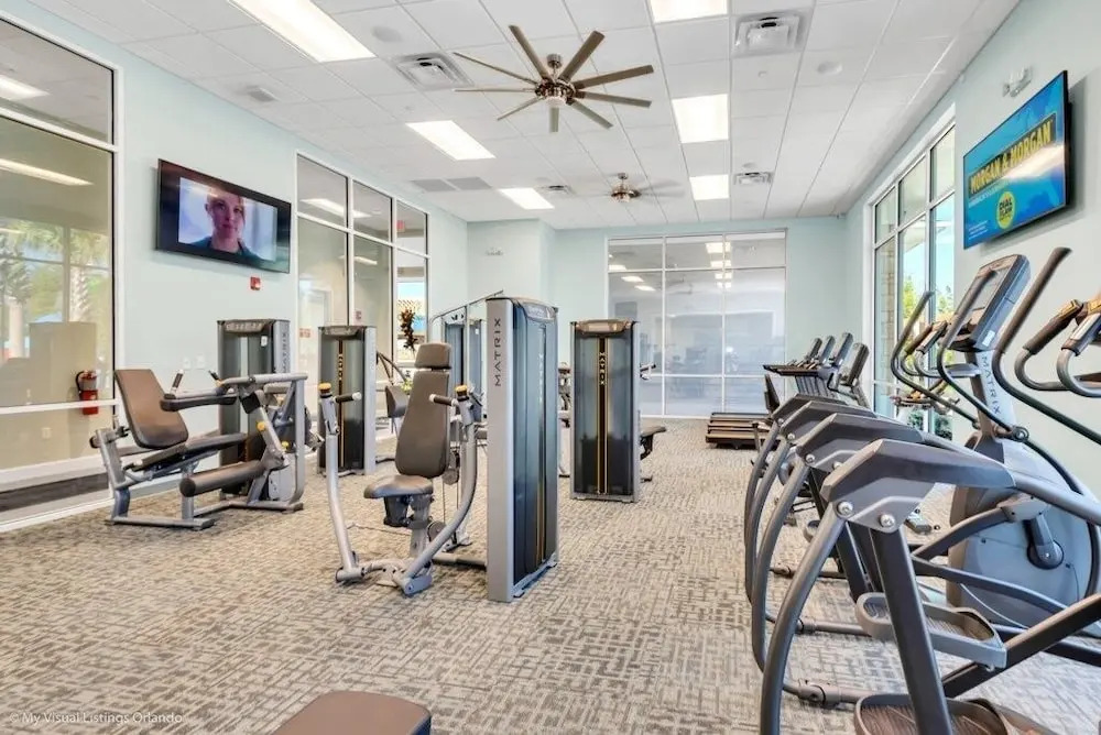 Spacious 10 Bed Pool Home With Game Room- 10 Bedroom Home by RedAwning