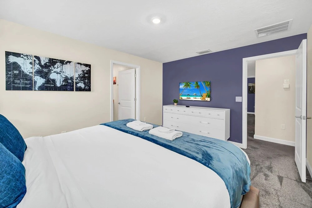 Frozen, Spiderman and Mickey Rooms, Private Pool!