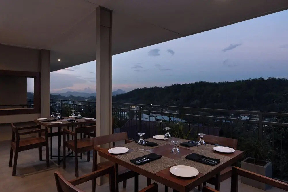 Oak Ray Sky Terrace