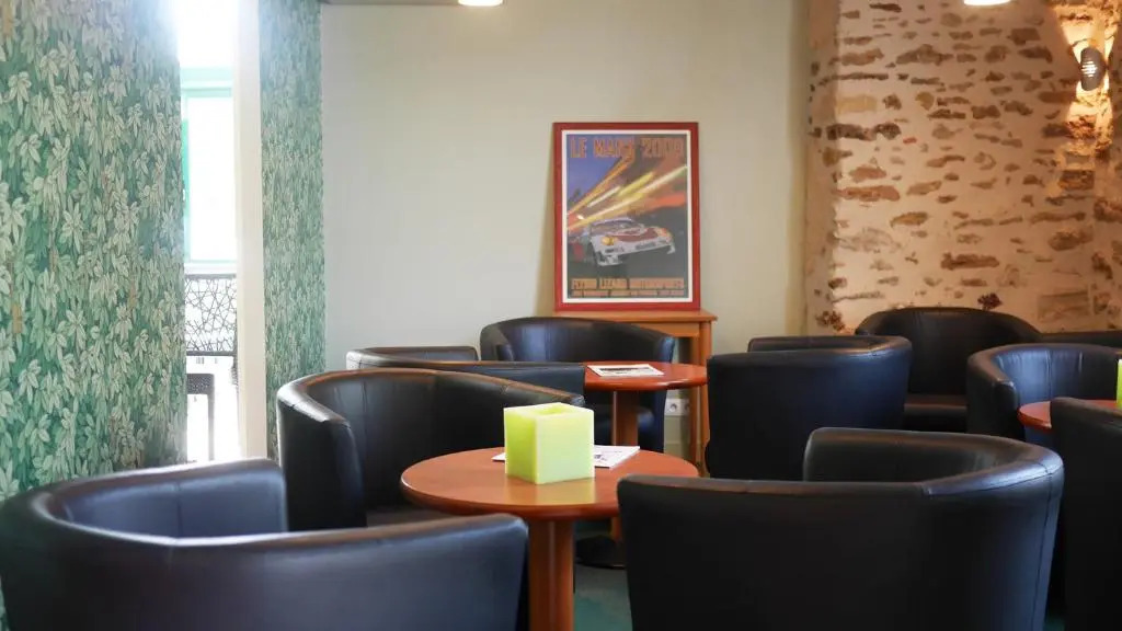 Logis Hôtel & Restaurant - Le Saint-Louis
