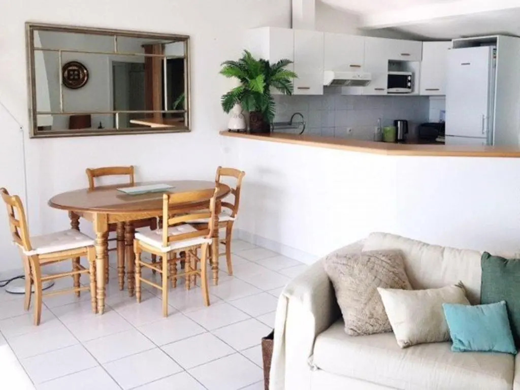 Appartement Cavalaire-sur-Mer, 3 pièces, 4 personnes - FR-1-100-172
