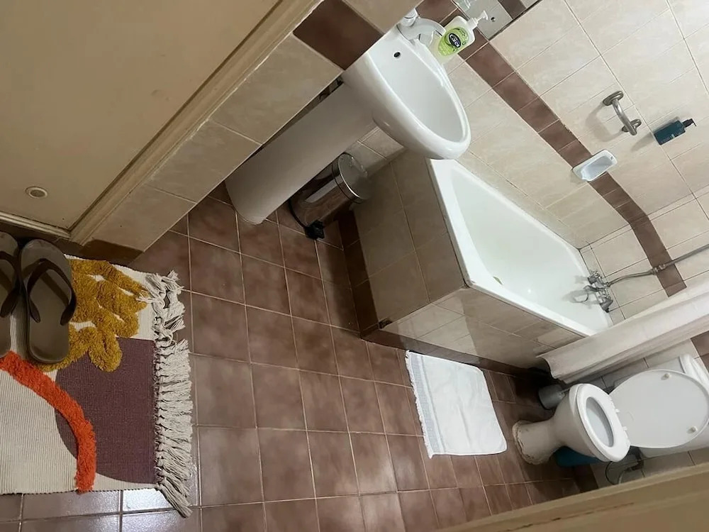 Lux Suites Lantana Executive Apartments