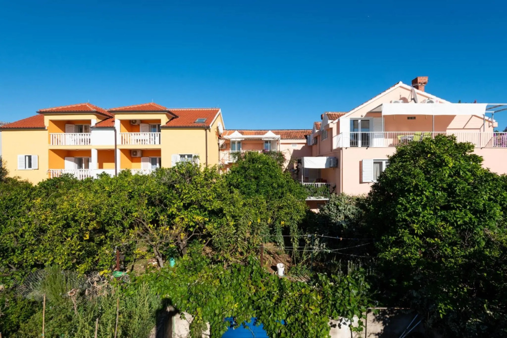 Ora  - Apartments with Pool - A4(2+1)