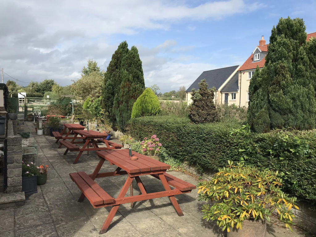The Pecking Mill Inn