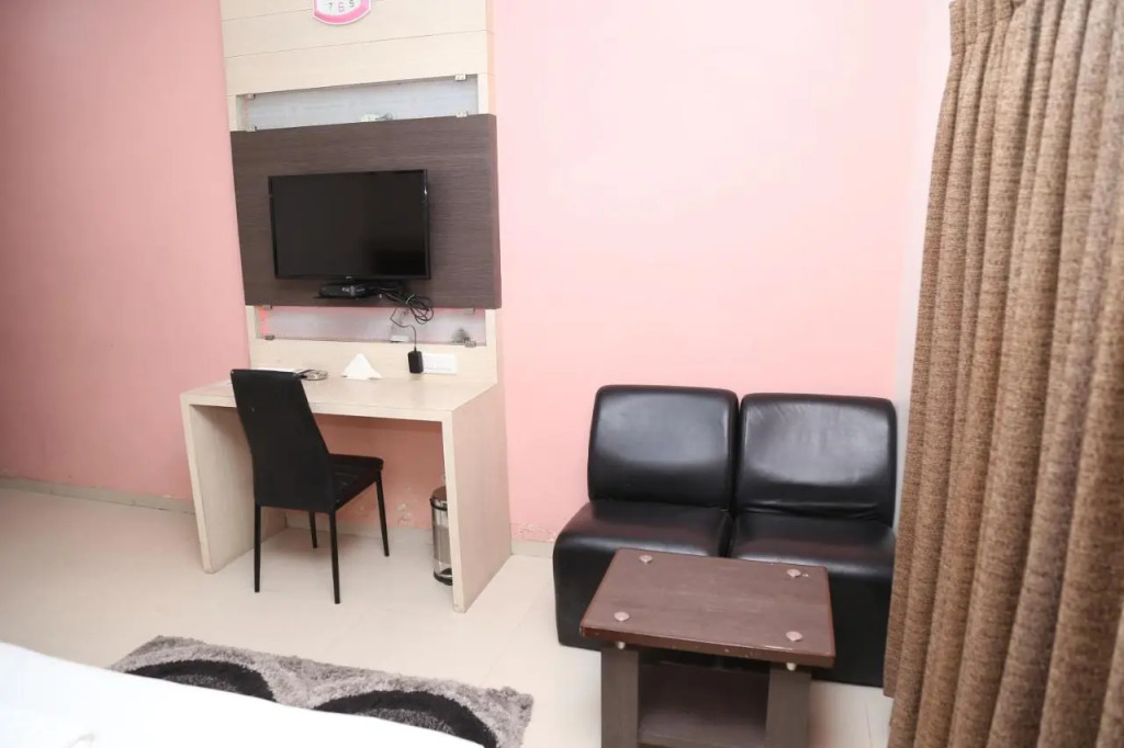 Hotel Merit