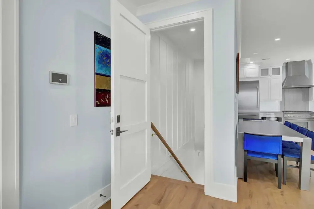 7 Beachwood East by Avantstay Ocean Views, Hot Tub, 7bdr