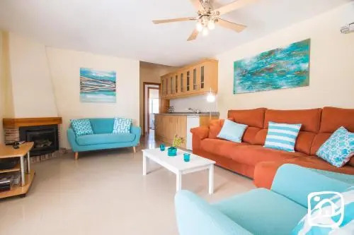 Villa Luna Feliz by Abahana Villas