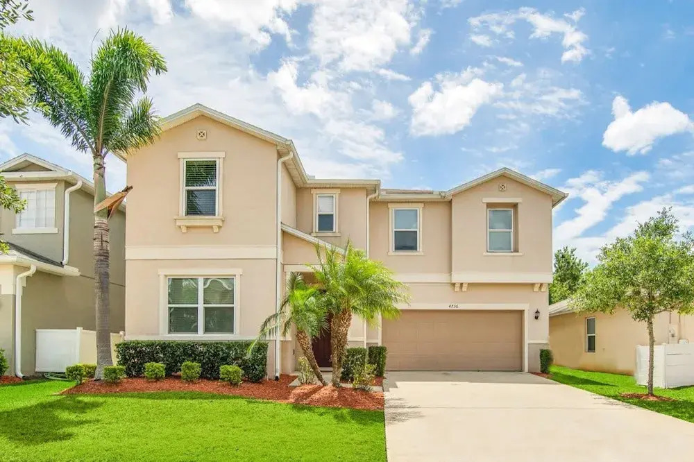 4736 Family Home Near Disney Sea World
