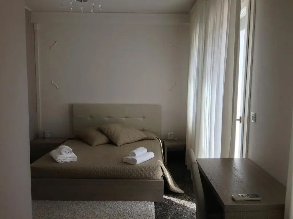 Al Portico Guest House