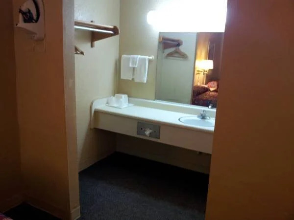 Regency Inn