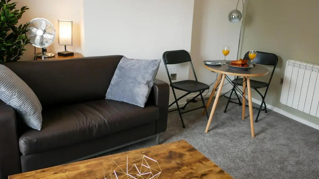 11D Castle Street Serviced Apartments