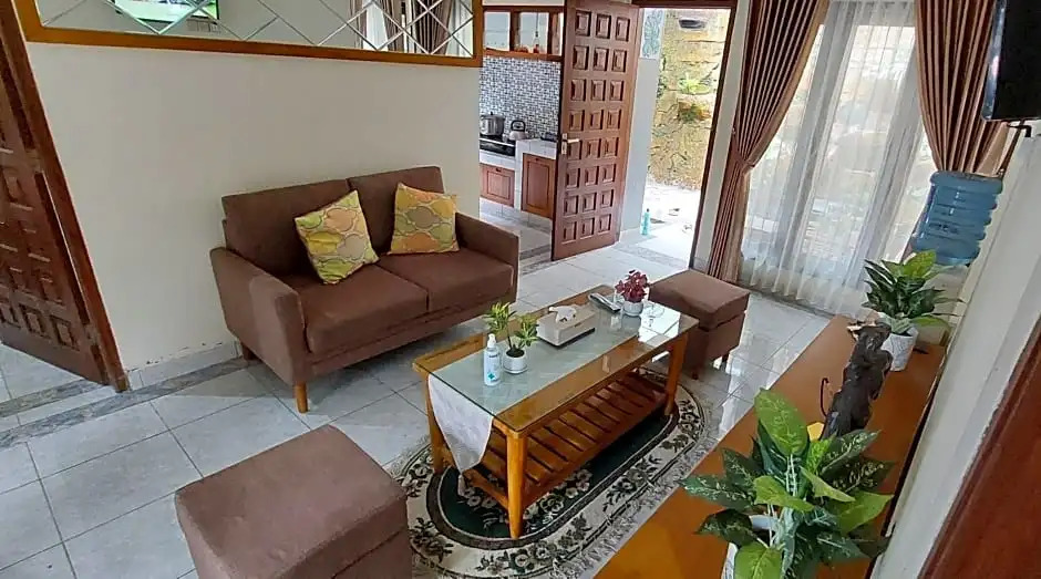 D’Unique Homestay by Luxury Degree
