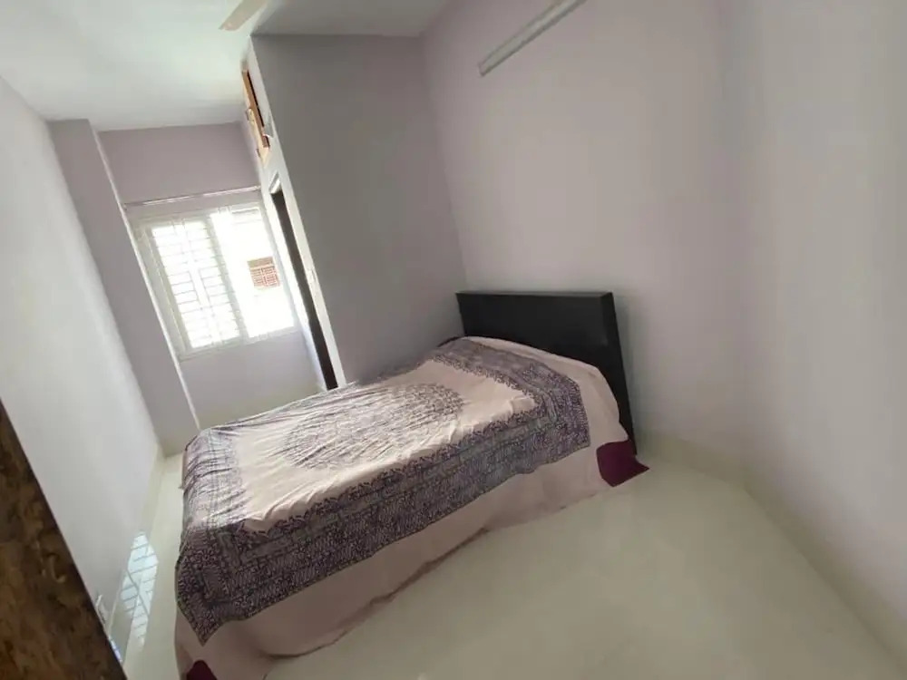 4 Beds Condo Holiday Home at Bashundhara, Dhaka