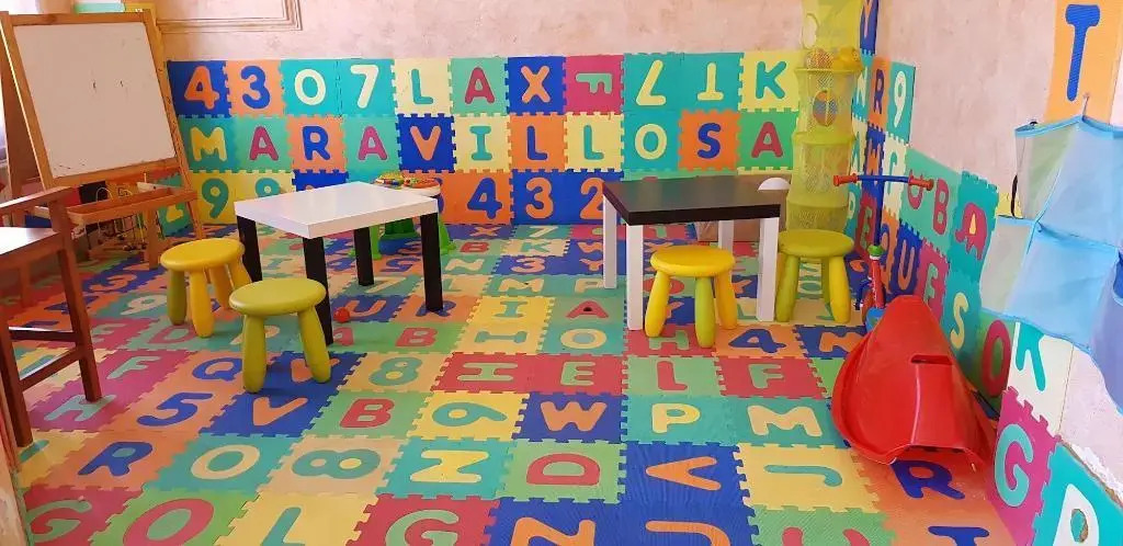 HOSTAL La MARAVILLOSA DE VALDERAS