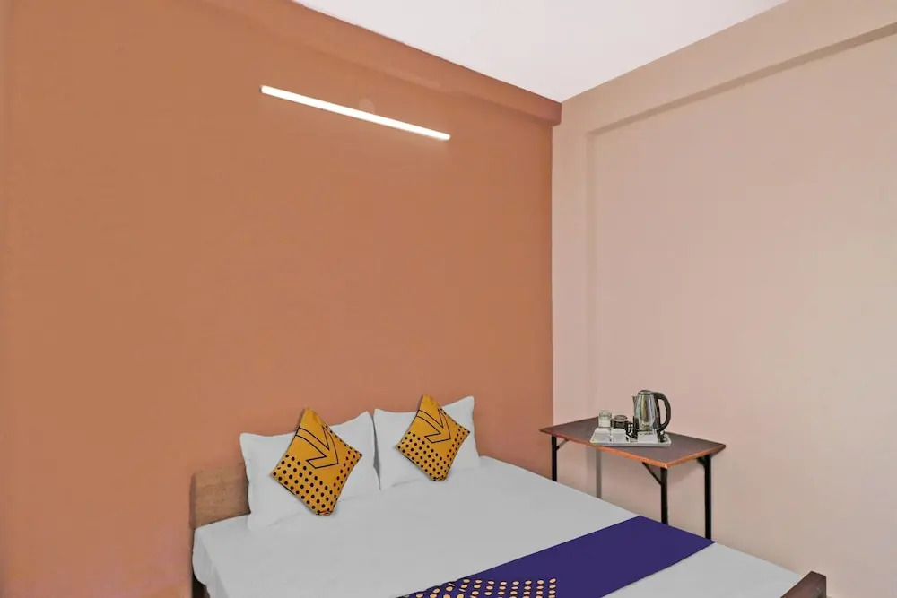 Shivram Hotel by OYO Rooms