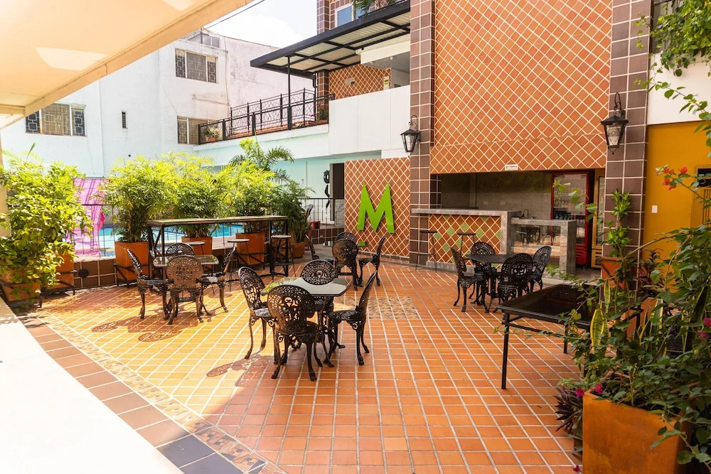Hotel Millenium Victoria Plaza