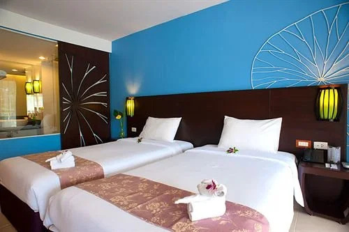 White Peach Hotel