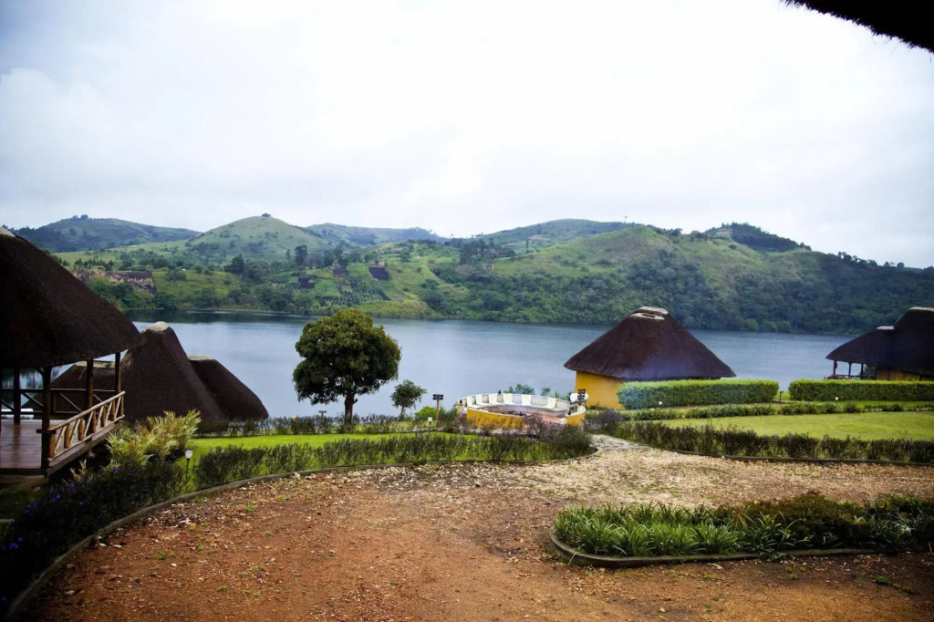 Crater Safari Lodge
