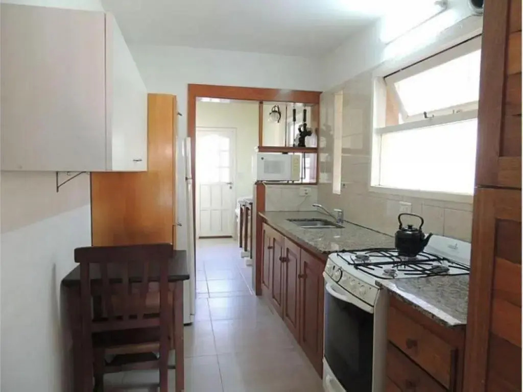 Avenida 5 1052
