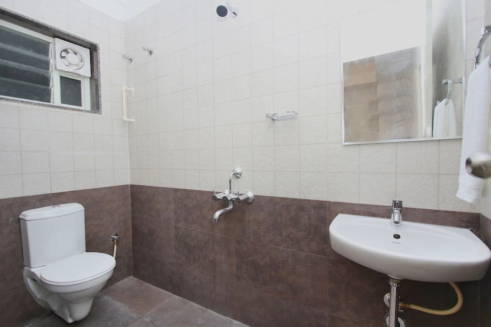 OYO 9931 Hotel Bali Square