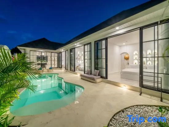 White Shell Villas