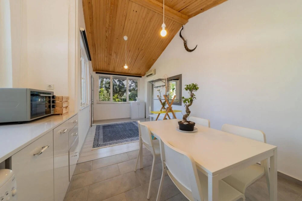 Serene House With Sea View and Garden in Muratpasa