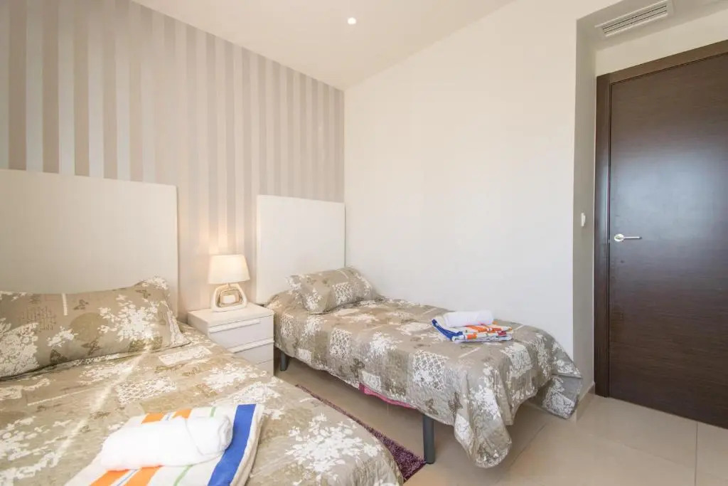 059 Luxury Bungalow - AC/WIFI